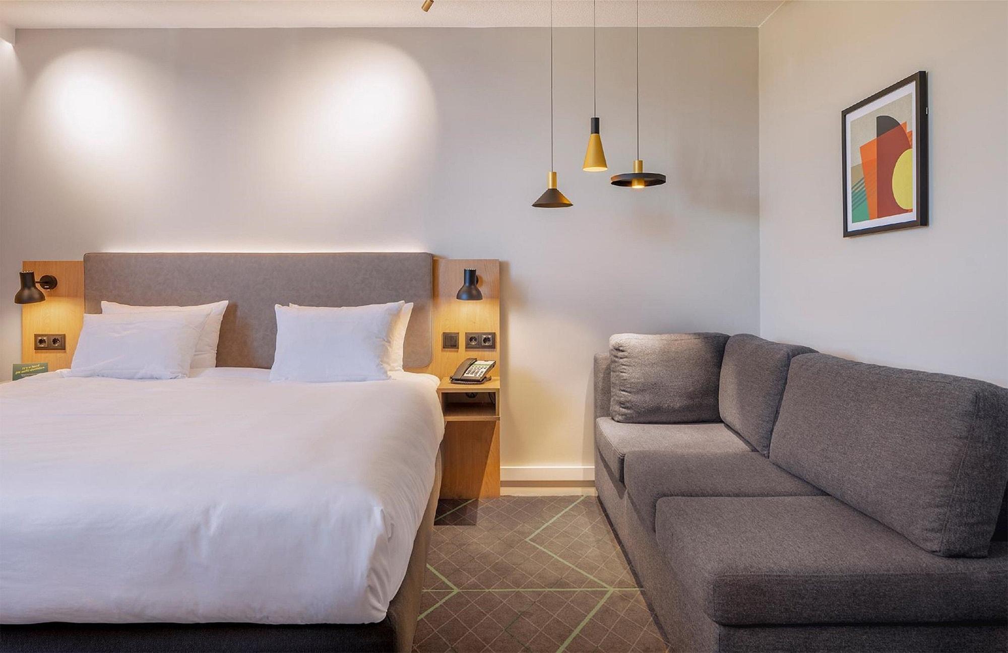 Holiday Inn The Hague - Voorburg By Ihg Exterior photo